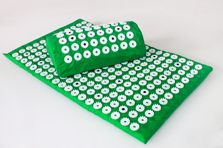 НАБОР:Коврик 65*40 с магнитами+валик15*30 с магнитами